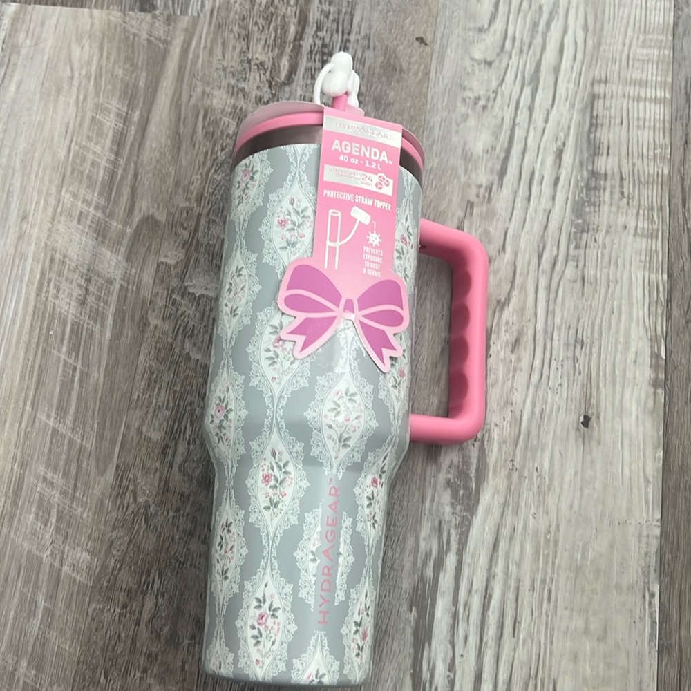 Hydragear Agenda Grey & Pink Floral Lace 40 oz Tumbler with white bow topper NWT